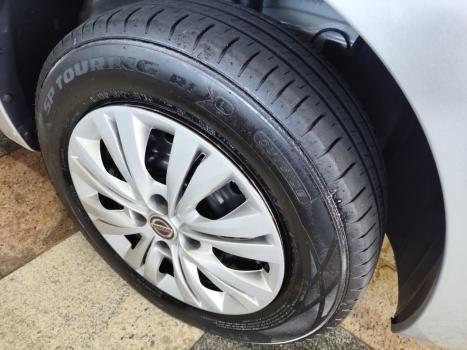 NISSAN March 1.0 12V 4P S FLEX, Foto 12