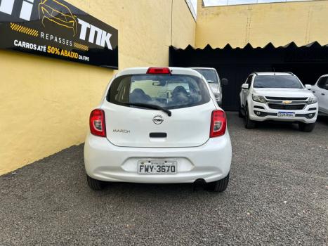 NISSAN March 1.0 12V 4P S FLEX, Foto 2