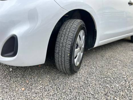 NISSAN March 1.0 12V 4P S FLEX, Foto 6