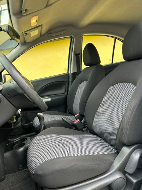 NISSAN March 1.0 12V 4P S FLEX, Foto 8