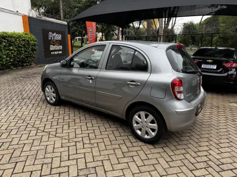 NISSAN March 1.0 12V 4P S FLEX, Foto 3