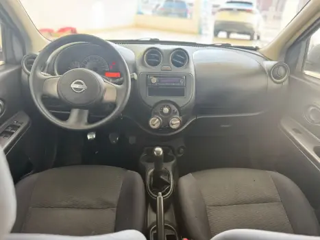 NISSAN March 1.0 12V 4P S FLEX, Foto 11