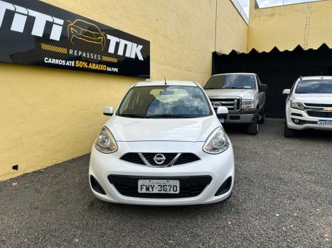 NISSAN March 1.0 12V 4P S FLEX, Foto 2