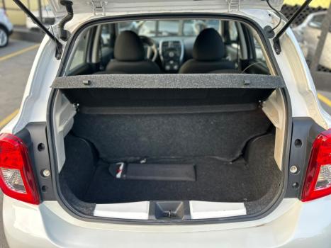 NISSAN March 1.0 12V 4P S FLEX, Foto 4