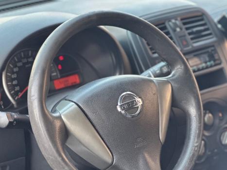 NISSAN March 1.0 12V 4P S FLEX, Foto 2
