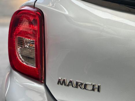 NISSAN March 1.0 12V 4P S FLEX, Foto 3