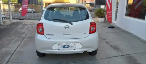 NISSAN March 1.0 16V 4P SV FLEX, Foto 5