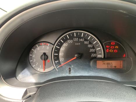 NISSAN March 1.0 16V 4P S FLEX, Foto 16