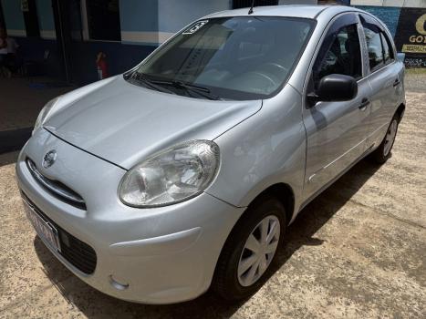 NISSAN March 1.0 16V 4P FLEX, Foto 1