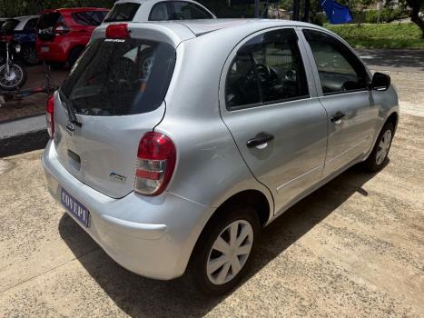 NISSAN March 1.0 16V 4P FLEX, Foto 4