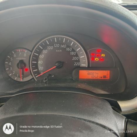 NISSAN March 1.0 16V 4P FLEX, Foto 4