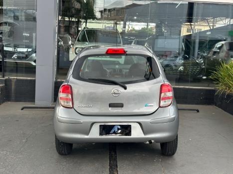 NISSAN March 1.0 16V 4P S FLEX, Foto 4