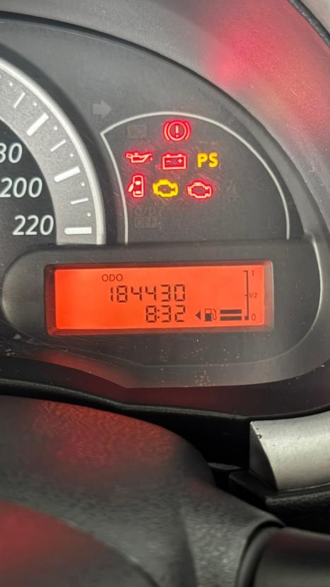 NISSAN March 1.0 16V 4P FLEX, Foto 8