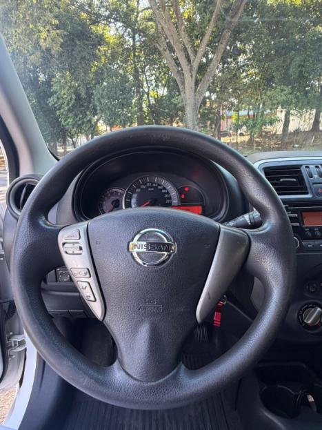 NISSAN March 1.0 16V 4P SV FLEX, Foto 3