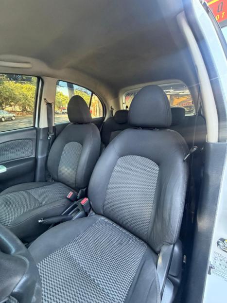 NISSAN March 1.0 16V 4P SV FLEX, Foto 5