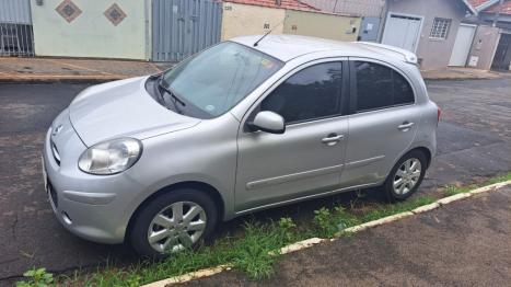 NISSAN March 1.6 16V 4P SV FLEX, Foto 4