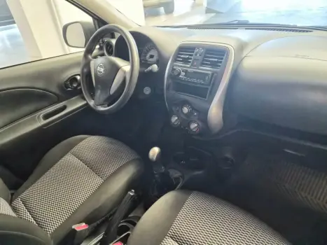 NISSAN March 1.6 16V 4P S FLEX, Foto 7