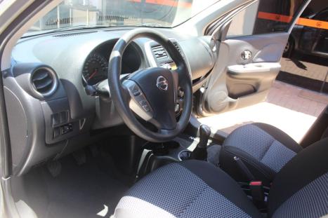 NISSAN March 1.6 16V 4P SV FLEX, Foto 11