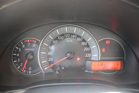 NISSAN March 1.6 16V 4P SV FLEX, Foto 13