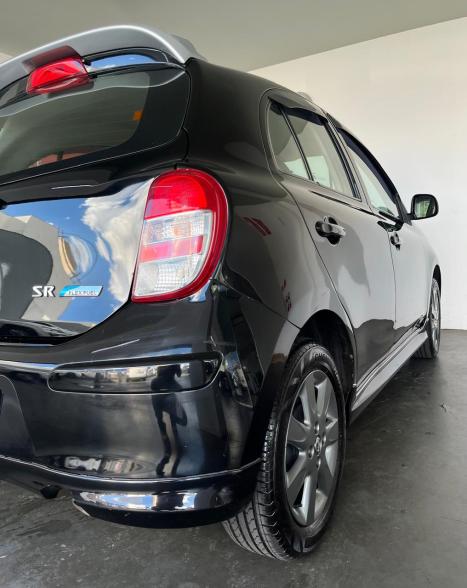 NISSAN March 1.6 16V 4P SR FLEX, Foto 9