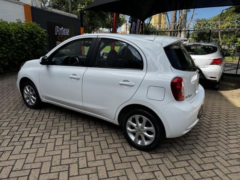 NISSAN March 1.6 16V 4P SV FLEX, Foto 3