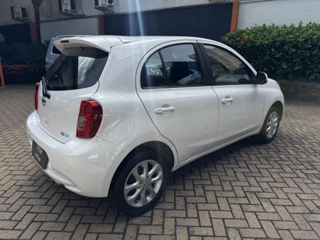 NISSAN March 1.6 16V 4P SV FLEX, Foto 5