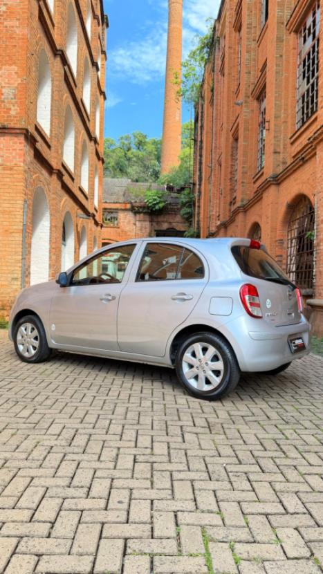 NISSAN March 1.6 16V 4P S RIO FLEX, Foto 2