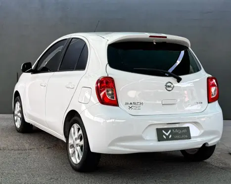 NISSAN March 1.6 16V 4P SV FLEX, Foto 6