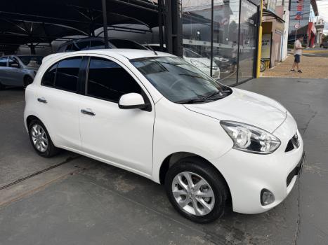 NISSAN March 1.6 16V 4P SV FLEX, Foto 3