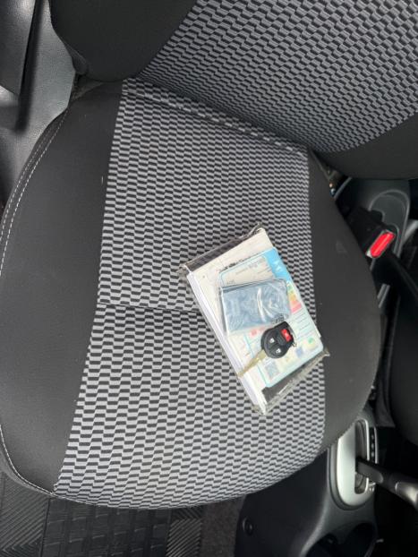 NISSAN March 1.6 16V 4P SV FLEX AUTOM�TICO CVT, Foto 9