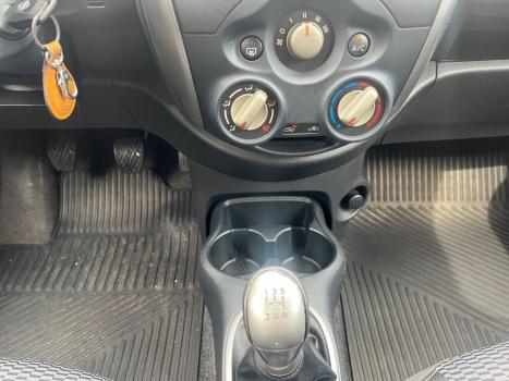 NISSAN March 1.6 16V 4P SV FLEX, Foto 11