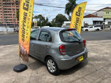 NISSAN March 1.6 16V 4P S FLEX, Foto 2