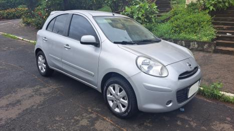 NISSAN March 1.6 16V 4P SV FLEX, Foto 11