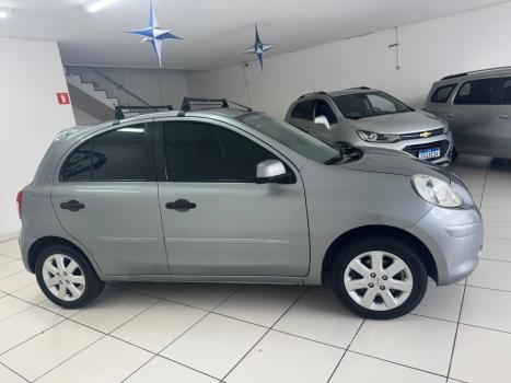 NISSAN March 1.6 16V 4P SV FLEX, Foto 5