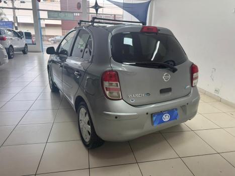 NISSAN March 1.6 16V 4P SV FLEX, Foto 6