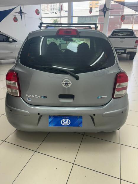 NISSAN March 1.6 16V 4P SV FLEX, Foto 7