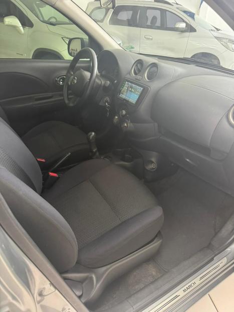 NISSAN March 1.6 16V 4P SV FLEX, Foto 9
