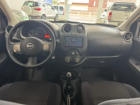 NISSAN March 1.6 16V 4P SV FLEX, Foto 15