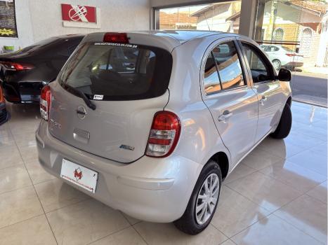 NISSAN March 1.6 16V 4P S FLEX, Foto 6