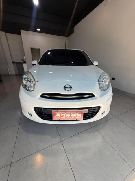NISSAN March 1.6 16V 4P S FLEX, Foto 1