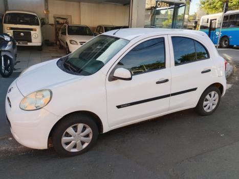 NISSAN March 1.6 16V 4P S FLEX, Foto 1