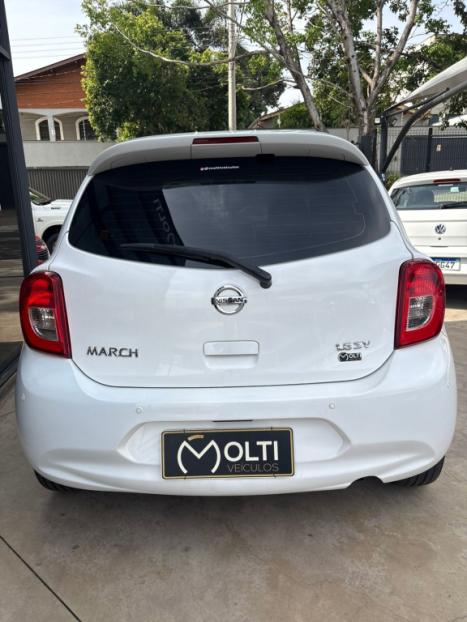 NISSAN March 1.6 16V 4P SV FLEX, Foto 4