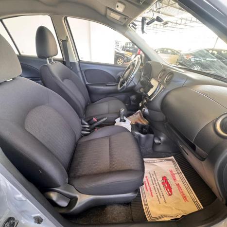 NISSAN March 1.6 16V 4P S FLEX, Foto 6