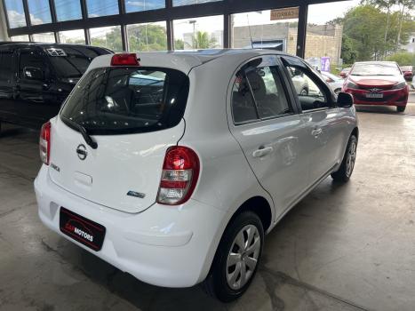 NISSAN March 1.6 16V 4P SV FLEX, Foto 4