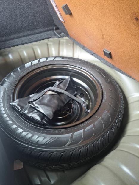 NISSAN March 1.6 16V 4P SL FLEX, Foto 8