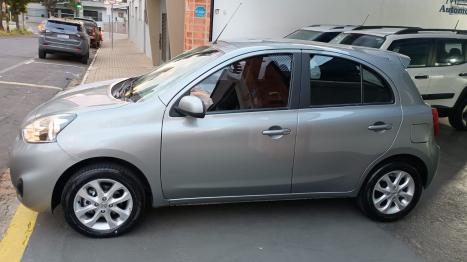 NISSAN March 1.6 16V 4P SV FLEX AUTOM�TICO CVT, Foto 3
