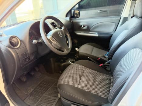 NISSAN March 1.6 16V 4P SV FLEX, Foto 10