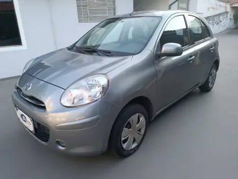 NISSAN March 1.6 16V 4P S FLEX, Foto 3
