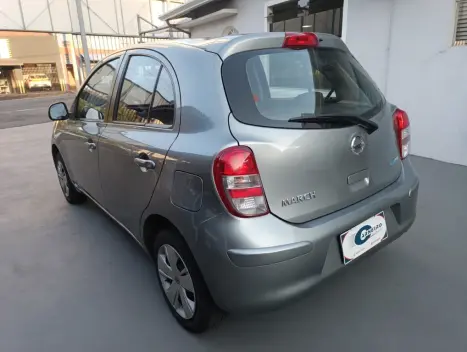 NISSAN March 1.6 16V 4P S FLEX, Foto 6
