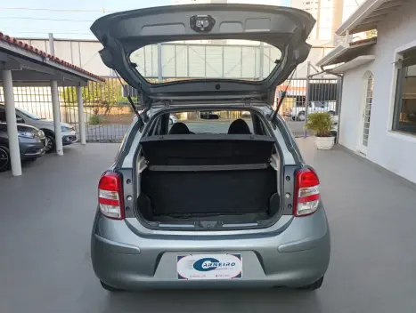 NISSAN March 1.6 16V 4P S FLEX, Foto 11